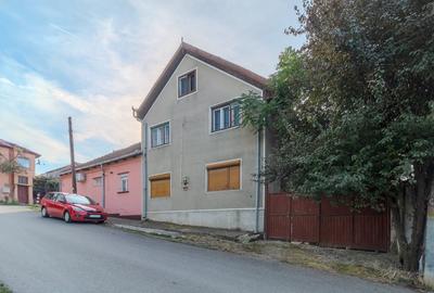 Casa 5 camere, zona Oncea - 2