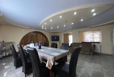 Casă cu 8 camere cu Canalizare în Tăuții de Sus - 4