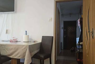 Apartament cu 3 camere decomandat în Drumul Carului - 3