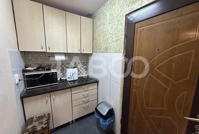 Garsoniera mobilata si utilata la etaj 2 zona Broscarie Sibiu - 7