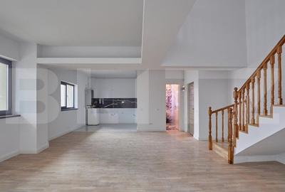 Apartament cu 4 camere semidecomandat în Pipera