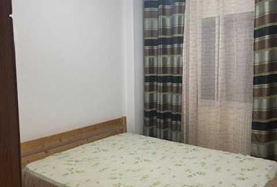 Apartament cu 2 camere decomandat în Micro 3 - 6