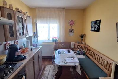 Apartament cu 2 camere decomandat în Central - 8