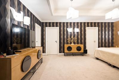 Casă individuală cu 7 camere cu Canalizare în Titan - 32