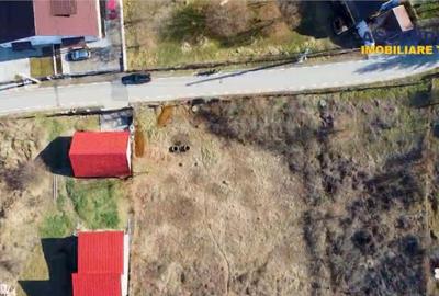 FILM!Teren intravilan, construibil in Valea Iubirii pe 500 m - 1