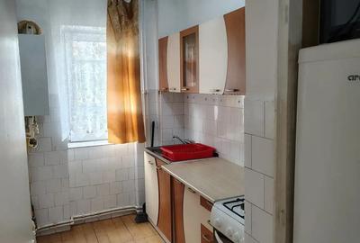 Inchiriez Apartament - 3