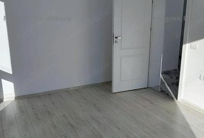 Apartament 2 camere - loc de parcare - 90.000 euro - 8