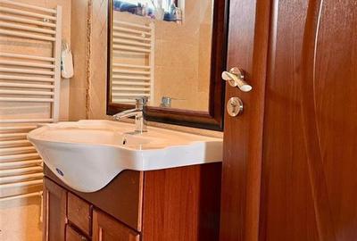 Casă individuală cu 4 camere cu Canalizare în Ploieștiori - 12