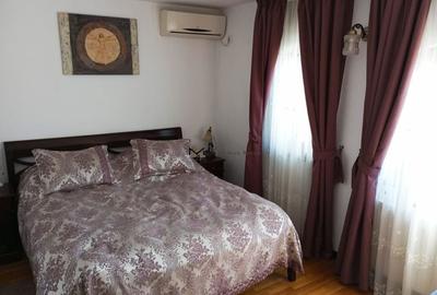 ? Proprietate exclusivistă cu 2 case, piscină și sală de fitness - 10