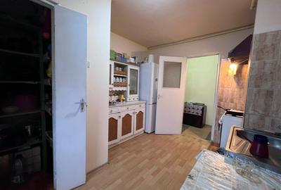 Apartament 4 camere,zona Liceul-Auto - 8