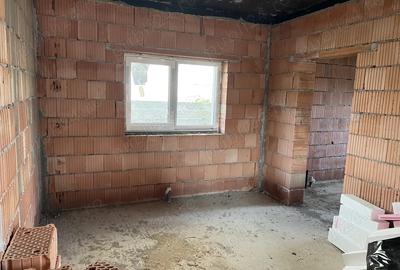 Vand casa Bazo?u Nou, Bucova? - 4