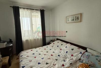 Apartament cu 4 camere semidecomandat în Apărătorii Patriei - 2