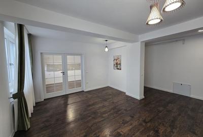 Apartament cu 3 camere decomandat în Șelimbăr - 1