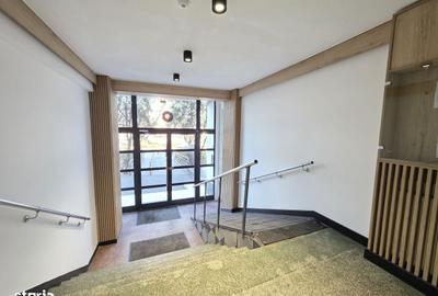 Apartament cu 3 camere decomandat în Tineretului - 2