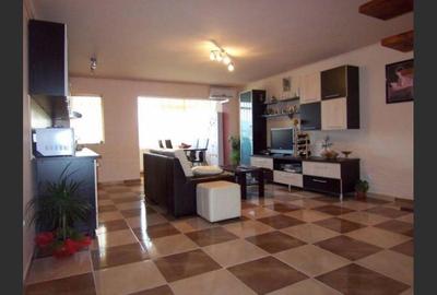 Apartament cu 4 camere decomandat, mobilat în Valea Aurie - 4