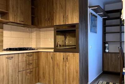 Apartament cu 4 camere decomandat în Pantelimon
