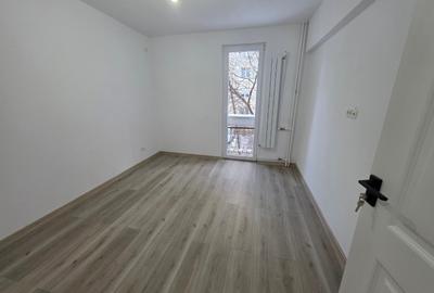 Apartament cu 3 camere semidecomandat în Titan - 9