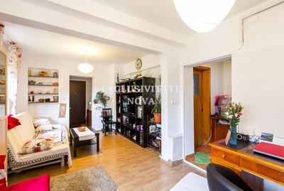 Casă individuală cu 9 camere cu Canalizare în Giulești - 10