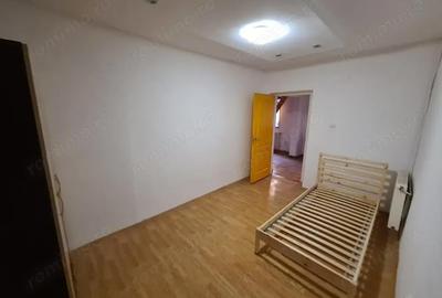 Casă cu 3 camere în Traian - 7