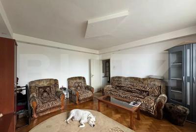 Apartament cu 3 camere decomandat în Progresul - 2