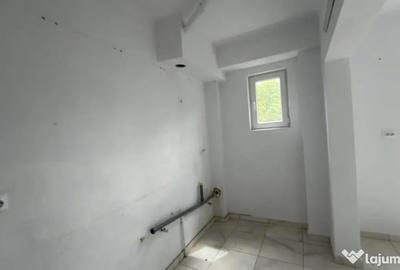 Casă cu 3 camere cu Teren 2200 Mp în Central - 18