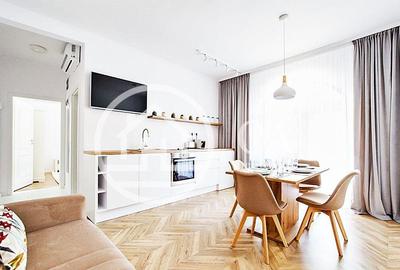 Apartament la casa, de inchiriat cu 2 camere in zona Cent...