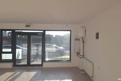 Spa?iu comercial - 6