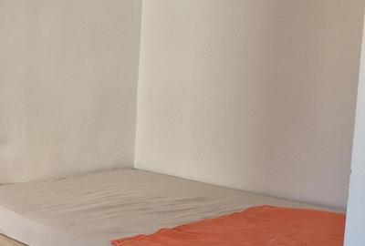 Garsonieră semidecomandată în Obor