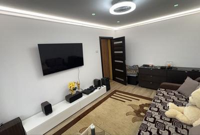 Apartament cu 3 camere decomandat în Central - 3