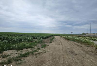 Teren de 14832 mp, în Central - 6