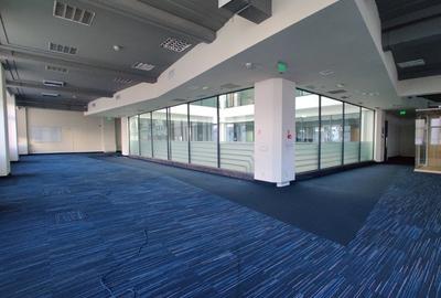 Birou, de 200 mp, în P-ța Unirii - 8