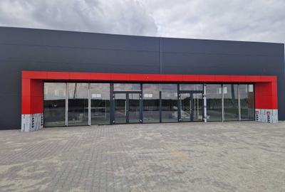 Spațiu comercial, de 600 mp, în Central - 3