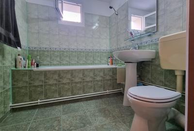 Ocazie ! Str Ionescu Gheorghe - metrou Ap Patriei -8 min - 3 camere Ocazie ! Str Ionescu Gheorghe - metrou Ap Patriei -8 min - 3 camere - 7