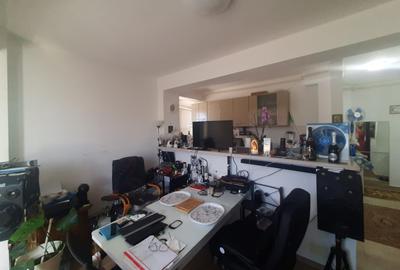 Apartament cu 2 camere decomandat în Prelungirea Ghencea - 2