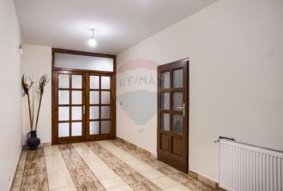 Vila cu 6 camere de vanzare in Zimandcuz/Arad - 18