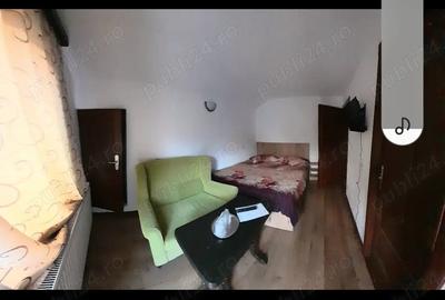 Apartament cu 3 camere decomandat în Central - 4