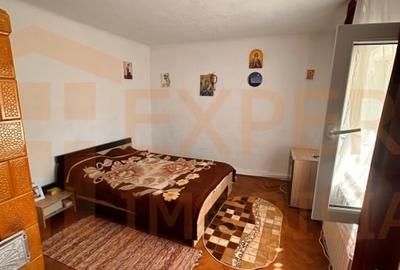 Casa situata in zona Cobadin, COMISION 0% - 4