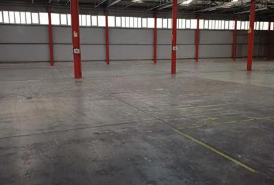 Spațiu comercial, de 4,250 mp, în IAR - 6