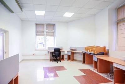 Spațiu comercial, de 887.78 mp, în Central - 18