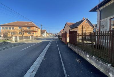 Casă cu 4 camere în Central - 2