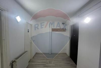 Spa?iu comercial de 60mp de inchiriat in zona Obor - 13