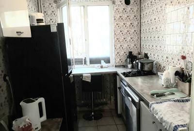 Apartament semidecomandat în Obor