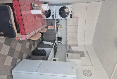 Spațiu comercial, de 150 mp, în Central - 3