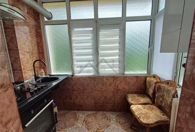 Apartament cu 3 camere decomandat în Nicolina - 6