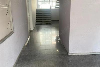 Apartament cu 3 camere semidecomandat în UTA - 3