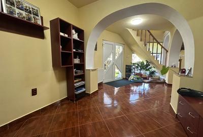 Duplex cu 5 camere cu Teren 387 Mp în Cetate - 12