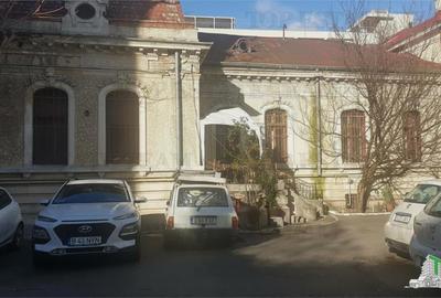 Casa eleganta curte comuna Dorobanti - 2