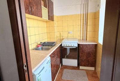 Garsonieră decomandată în Central - 5