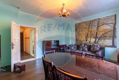 Casă cu 3 camere cu Teren 492 Mp în Tractorul - 9