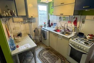 Apartament cu 3 camere decomandat în Central - 11